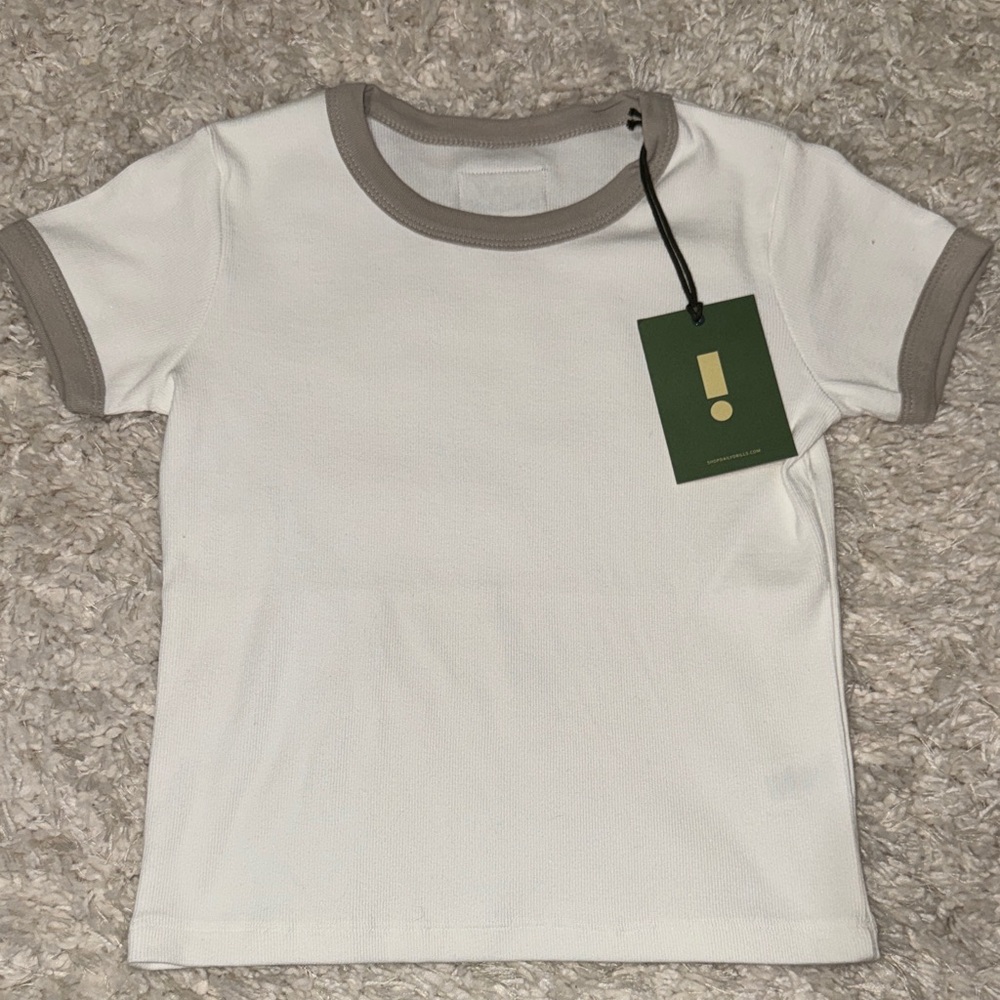 Daily drills white and taupe top